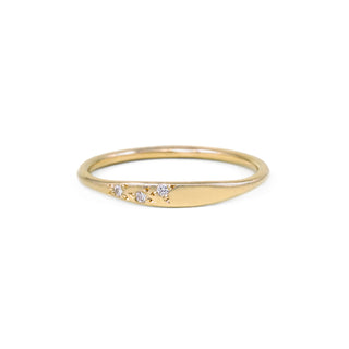 Tapered Cluster Triple Diamond Ring