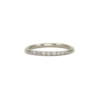 Dash of Pave Band